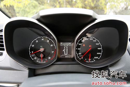 奇瑞 瑞虎5 实拍 内饰 图片