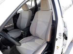 一汽丰田 一汽丰田RAV4 2015款 2.0L CVT两驱风尚版